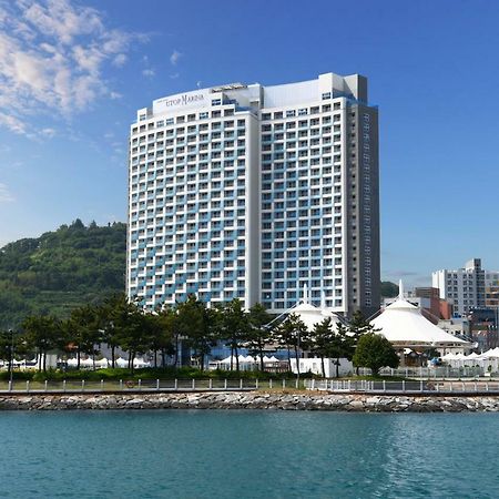Utop Marina Hotel & Resort ヨス市 エクステリア 写真