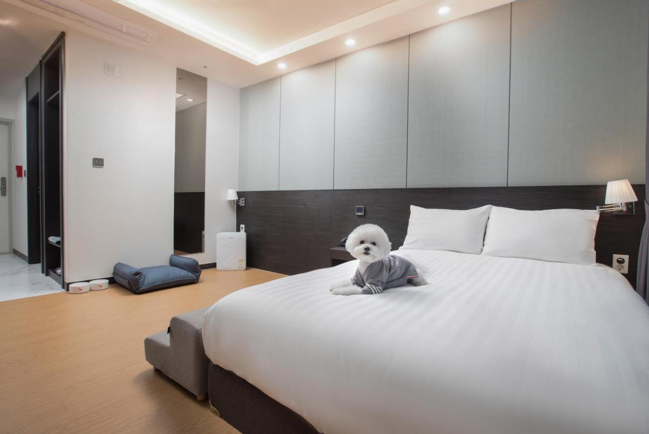 Utop Marina Hotel & Resort ヨス市 エクステリア 写真