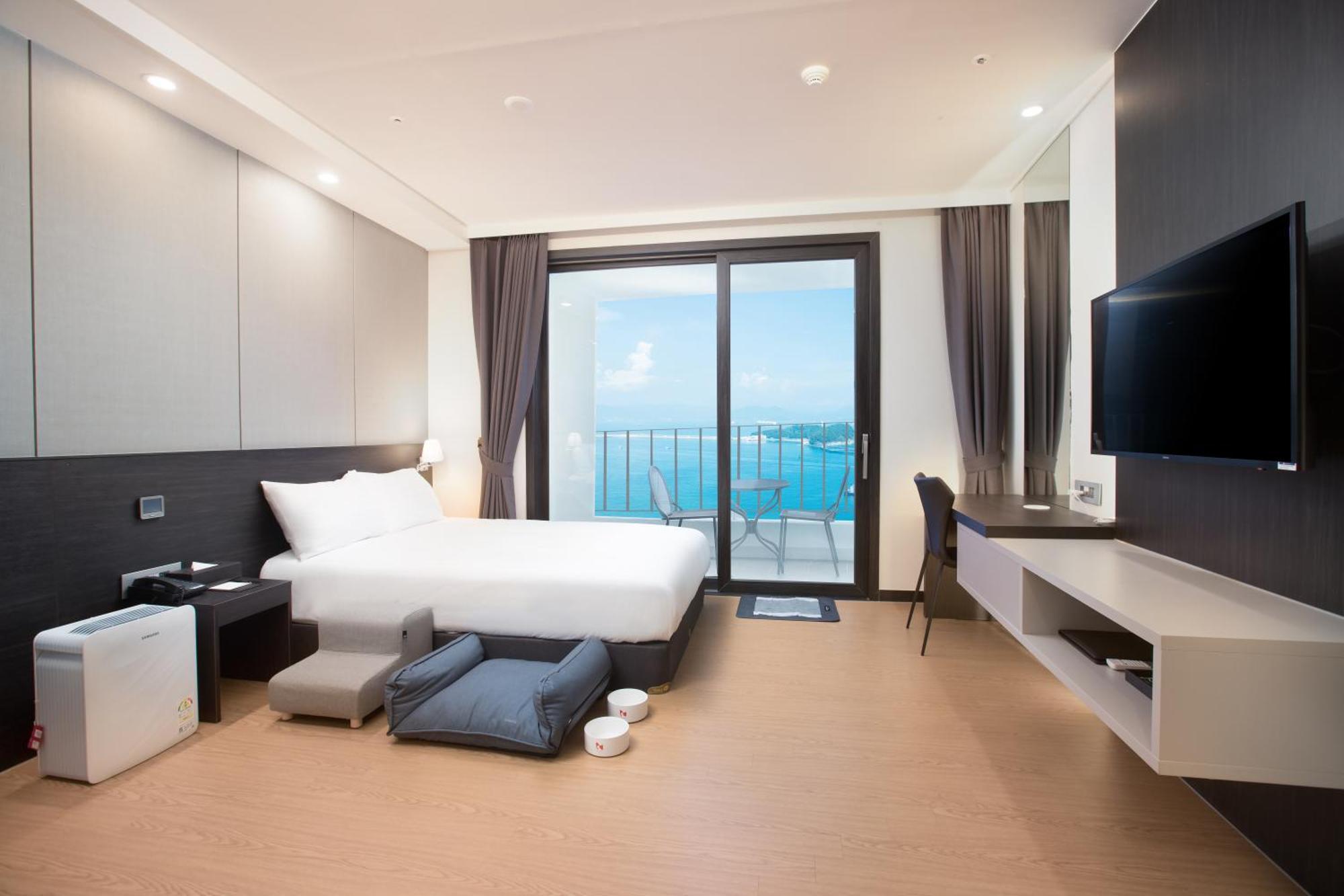 Utop Marina Hotel & Resort ヨス市 エクステリア 写真