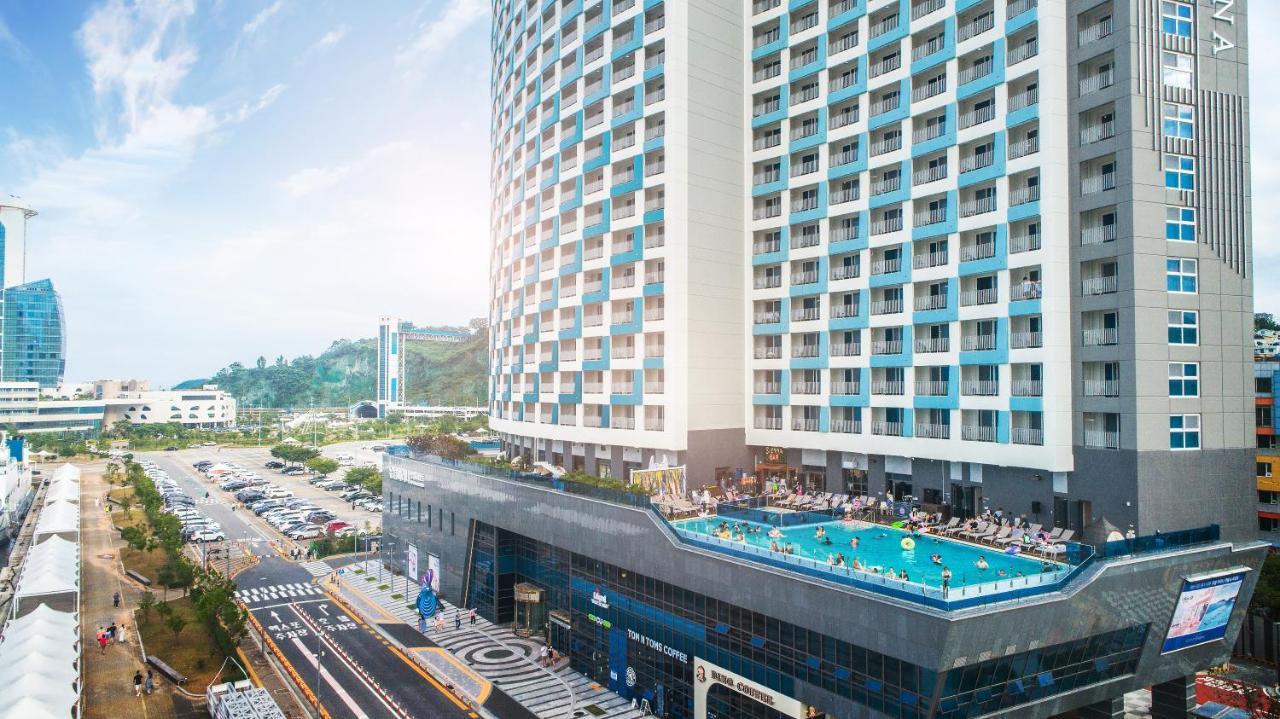 Utop Marina Hotel & Resort ヨス市 エクステリア 写真