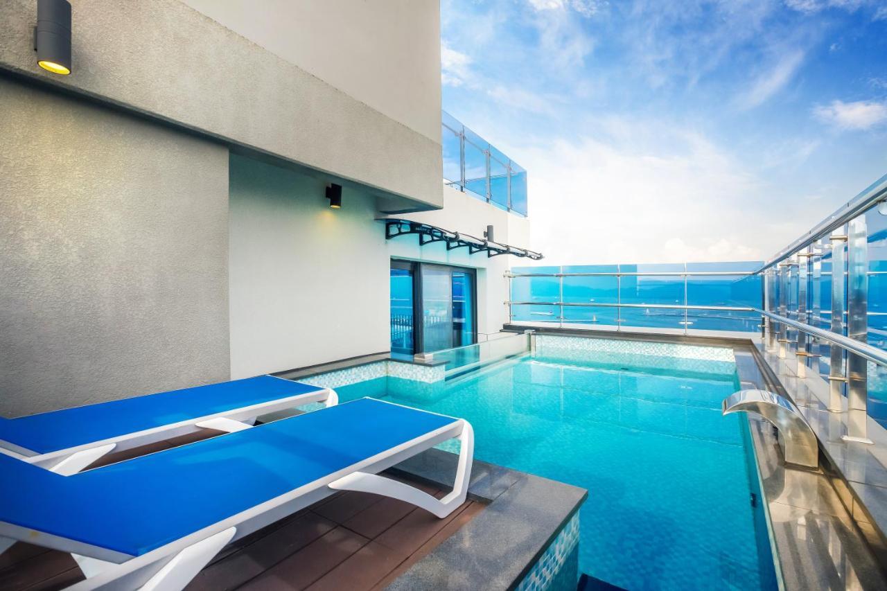Utop Marina Hotel & Resort ヨス市 エクステリア 写真